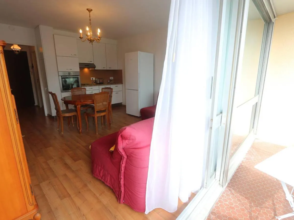 Studio 2* Avec Parking, Balcon Et A 50M De La Plage De Benodet - Fr-1-481-93 0*,  فرنسا