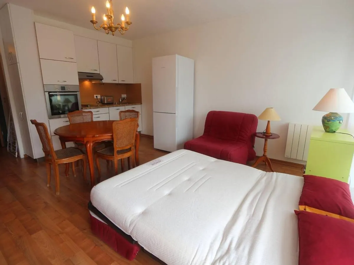Studio 2* Avec Parking, Balcon Et A 50M De La Plage De Benodet - Fr-1-481-93 דירה